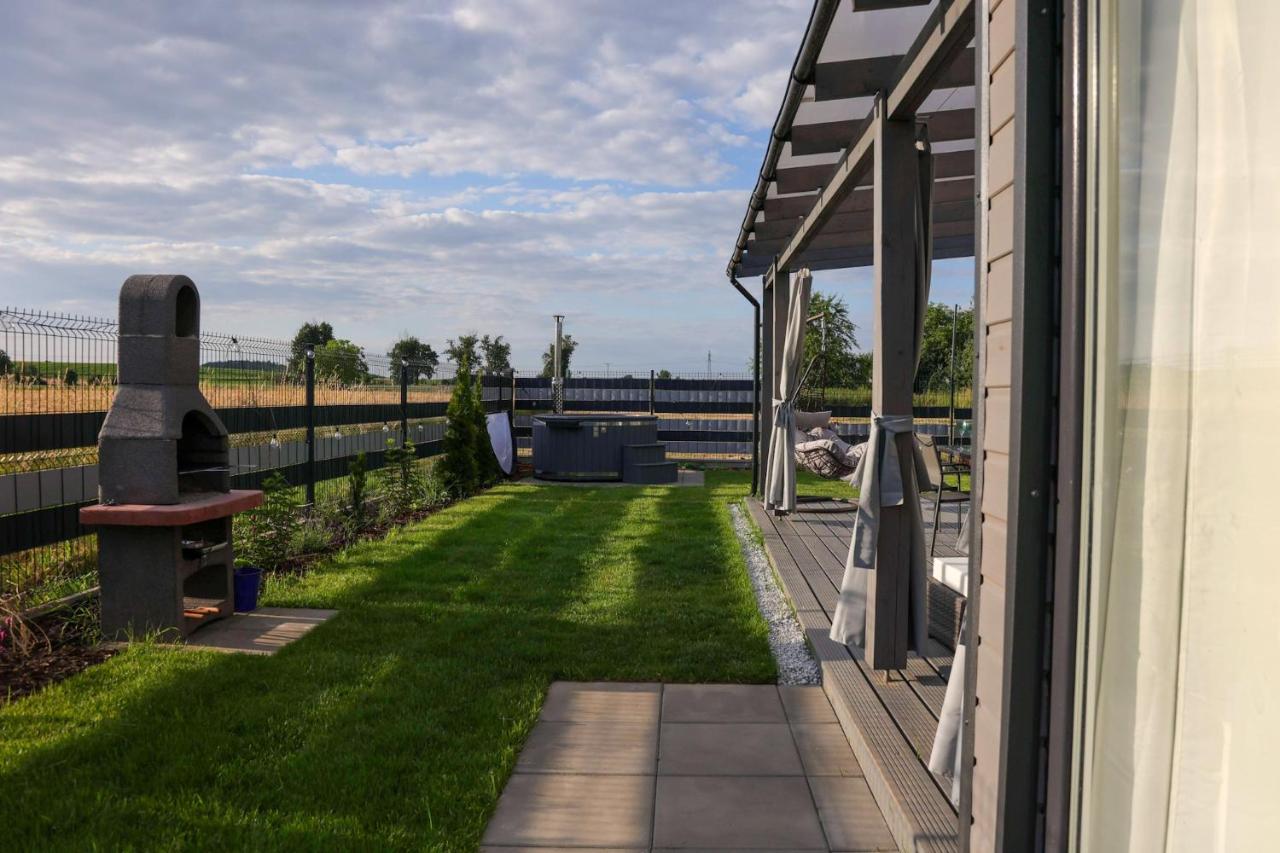 Jej I Jego - Eleganckie Domki Z Balia Na Wylacznosc Niewiesze Exterior photo